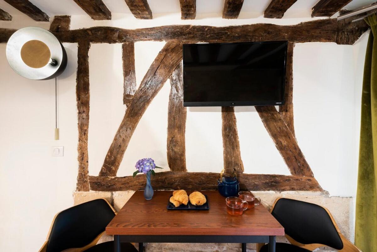 Charming Apartment - Marais Quarter - 6P - 2Bdr - Center Of Parigi Esterno foto